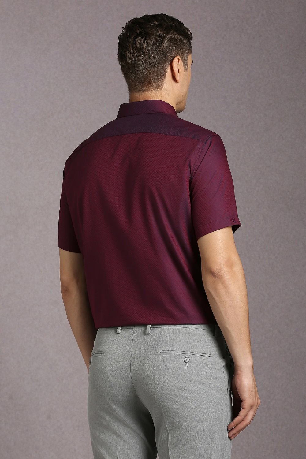 40515-men-maroon-textured-half-sleeves-formal-shirt-maroon-1.jpg