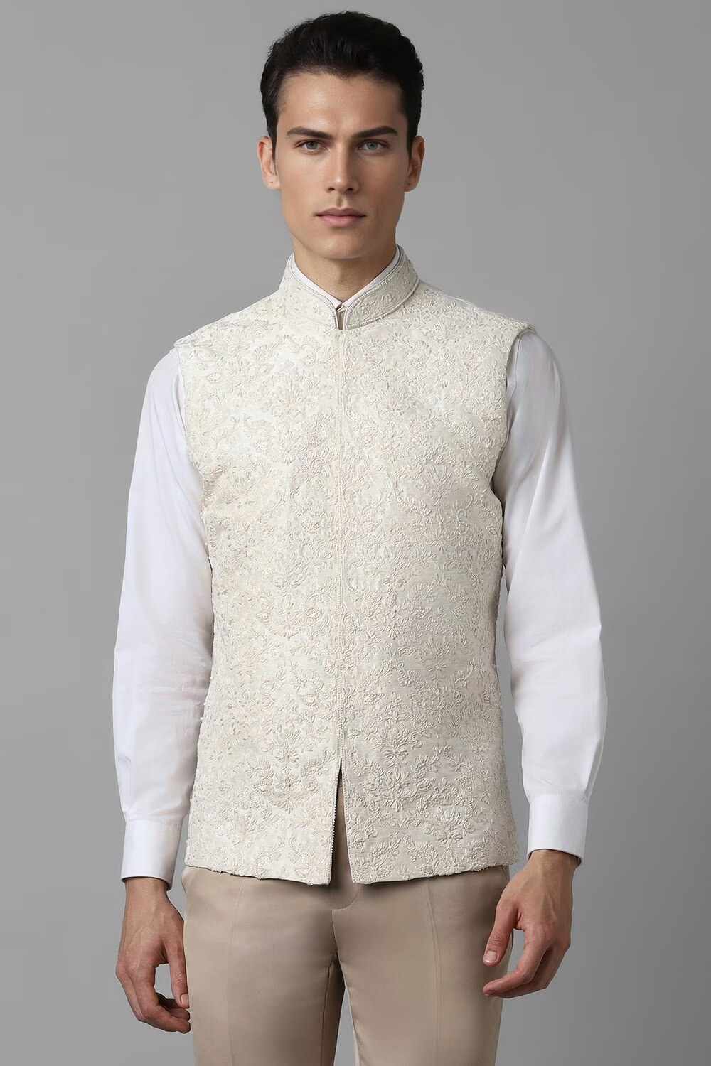 Men Beige Embroidered Slim Fit Party Nehru Jacket-Beige
