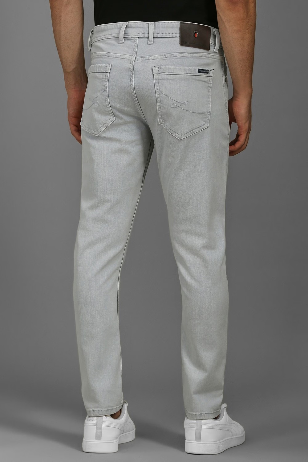 40938-men-grey-light-smart-fit-jeans-grey-1.jpg