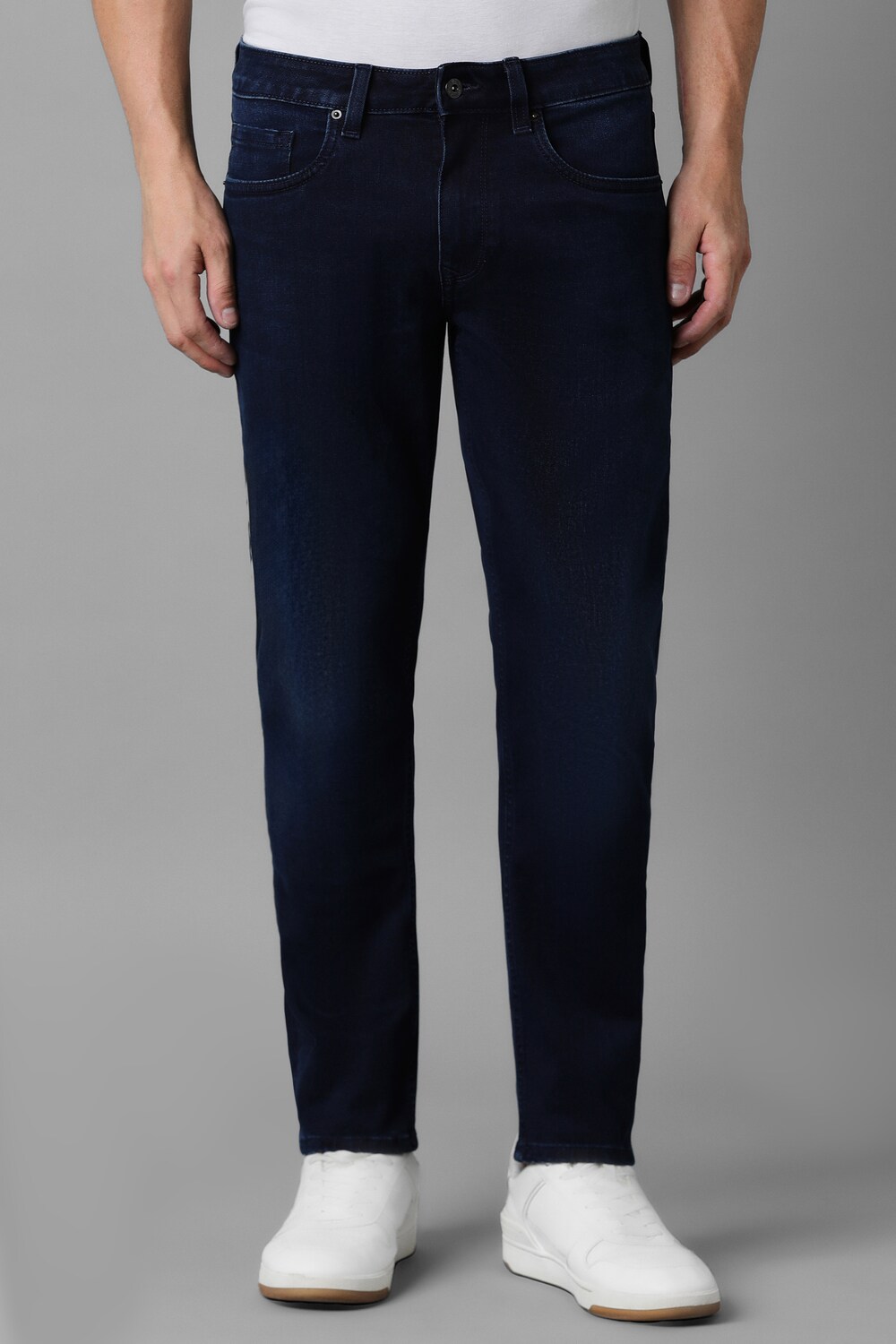Men Navy Light Smart Fit Jeans-Navy