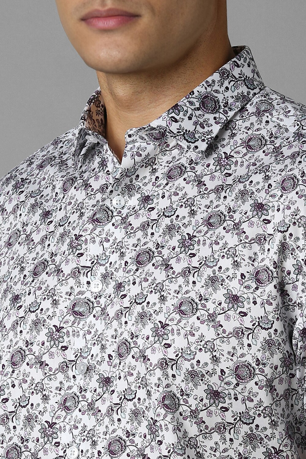 41764-men-white-classic-fit-print-half-sleeves-formal-shirt-white-1.jpg
