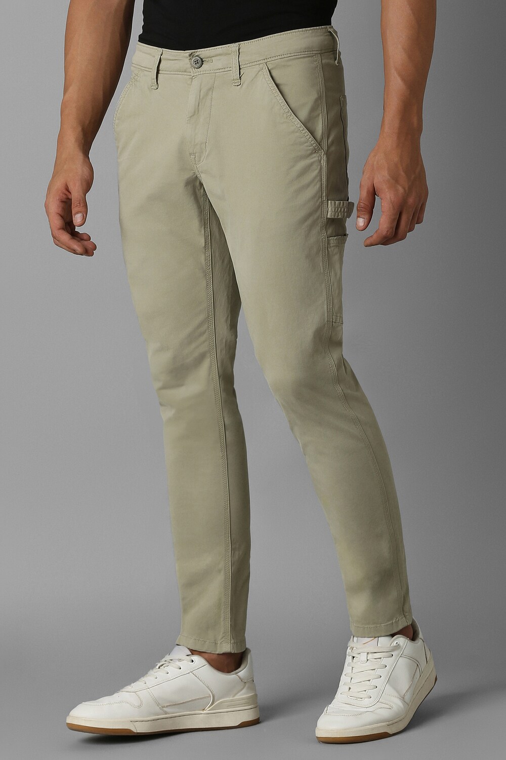 41896-men-olive-contemporary-fit-solid-flat-front-casual-trousers-olive-1.jpg