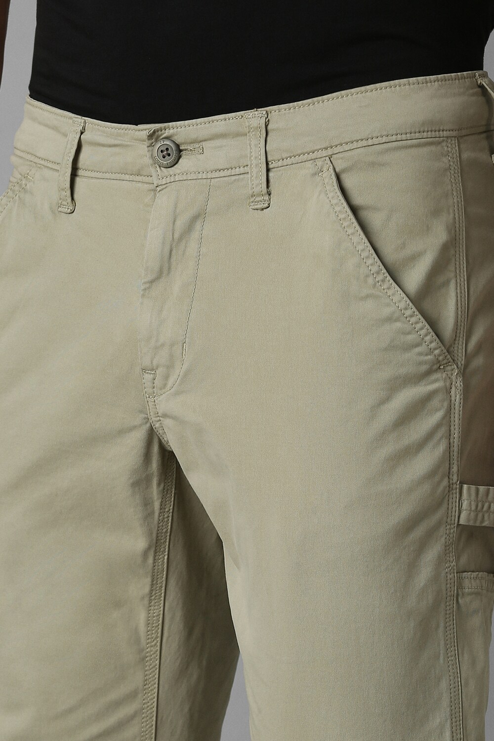 41896-men-olive-contemporary-fit-solid-flat-front-casual-trousers-olive-1.jpg