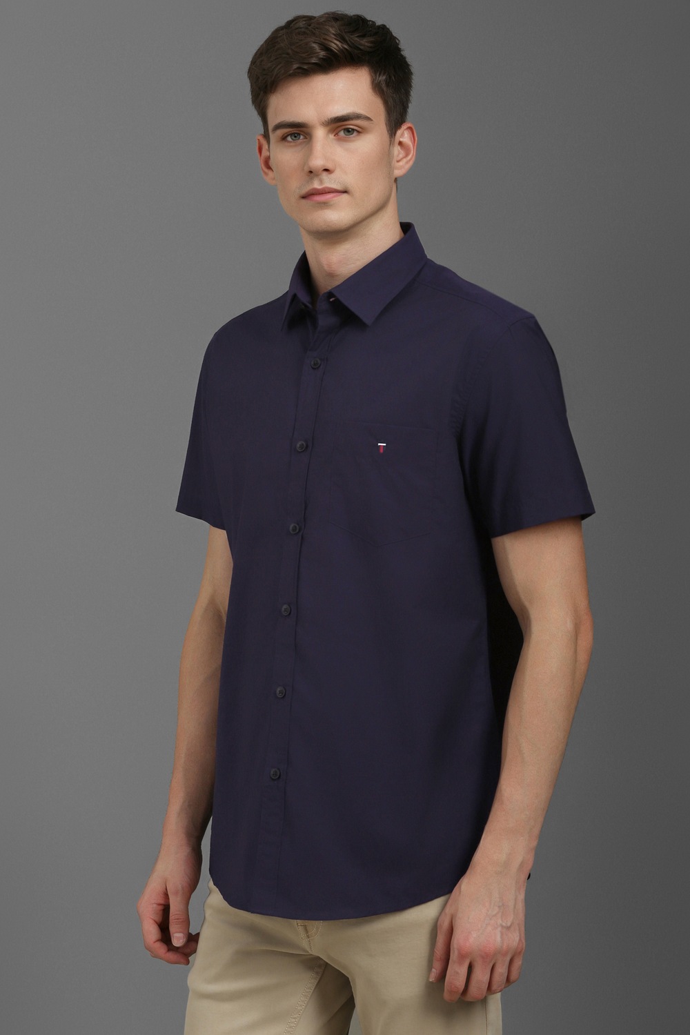 42404-men-navy-slim-fit-solid-half-sleeves-casual-shirt-navy-1.jpg