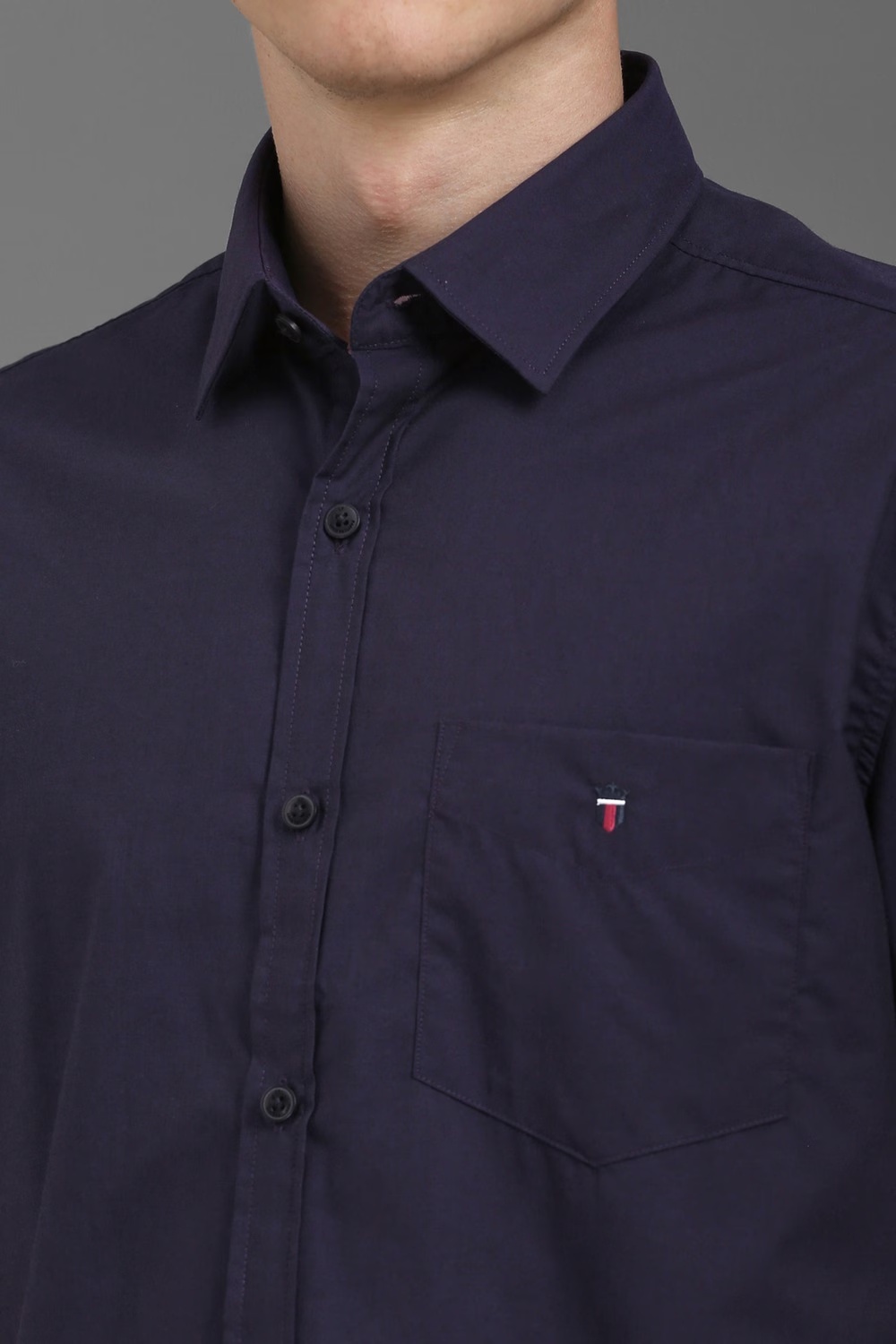 42404-men-navy-slim-fit-solid-half-sleeves-casual-shirt-navy-1.jpg