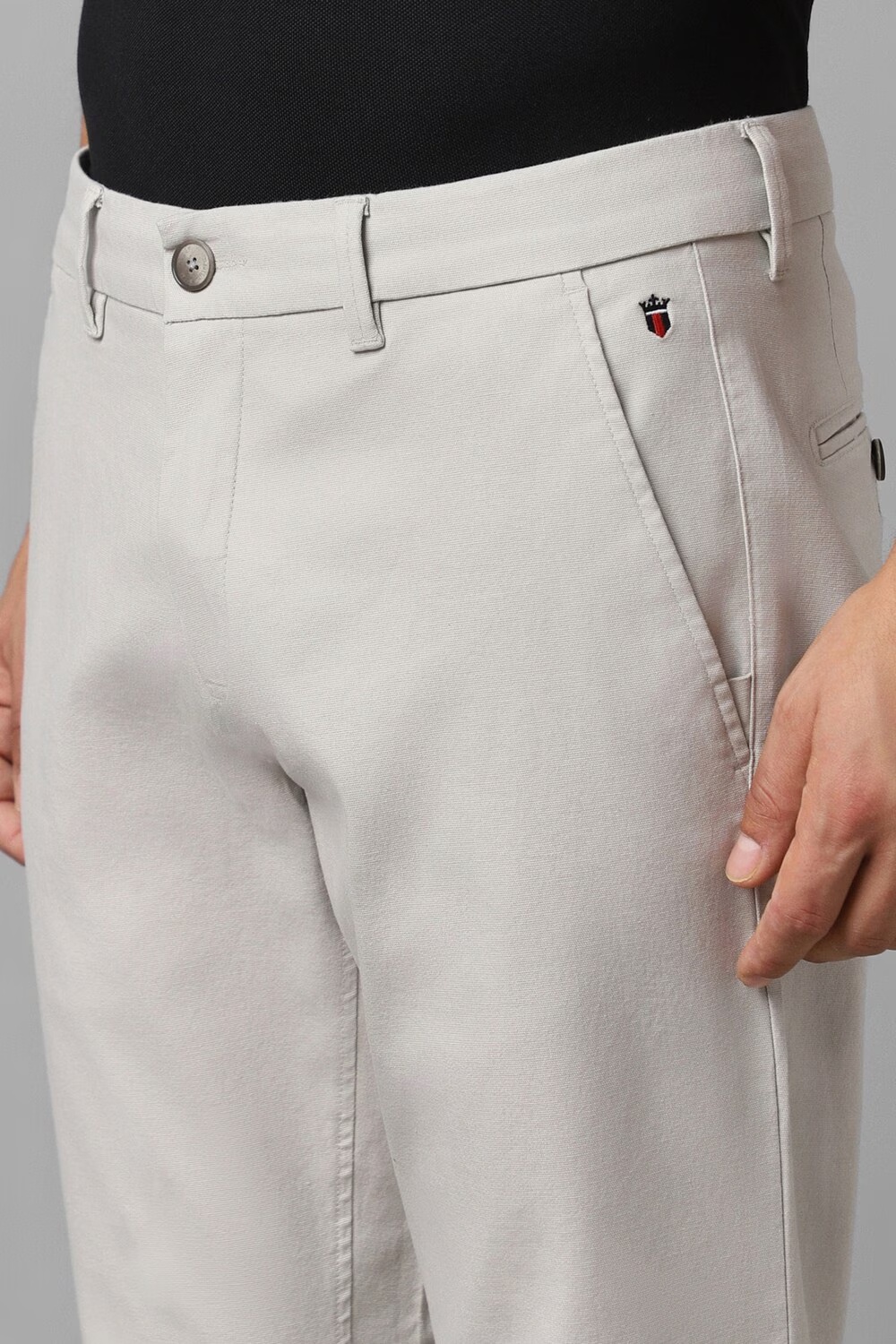 42746-men-grey-contemporary-fit-solid-flat-front-casual-trousers-grey-1.jpg