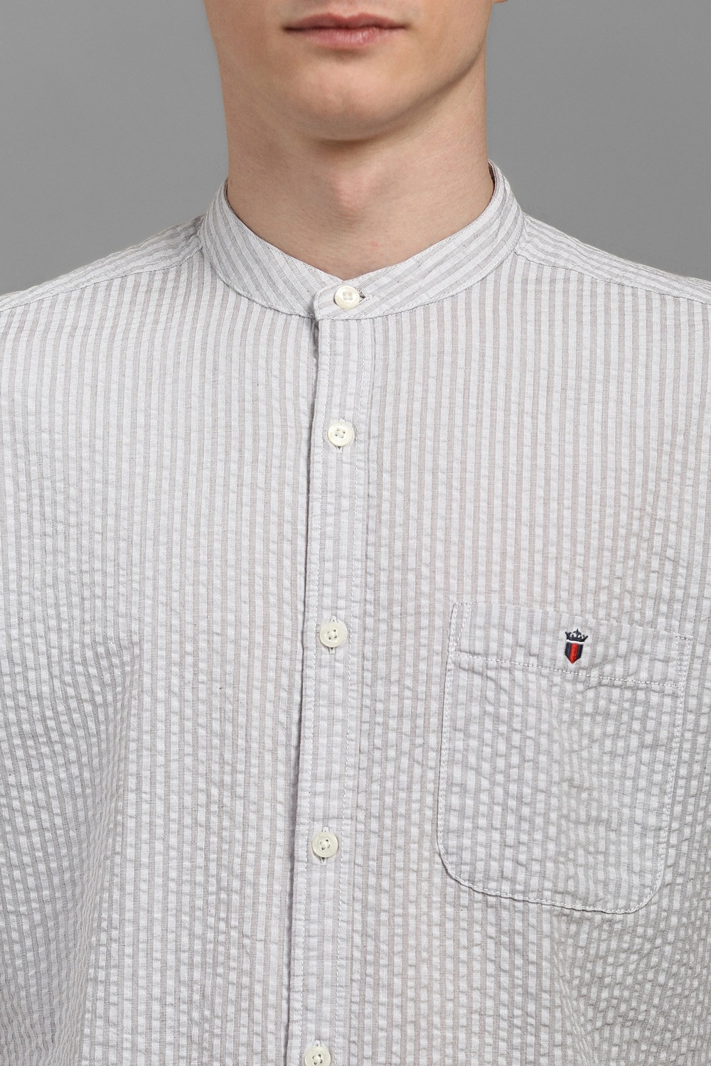 43218-men-grey-slim-fit-stripe-full-sleeves-casual-shirt-grey-1.jpg