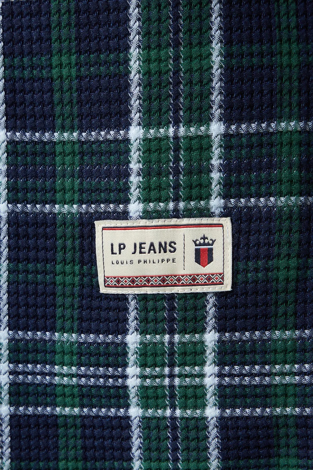 43274-men-navy-slim-fit-check-full-sleeves-casual-shirt-navy-1.webp