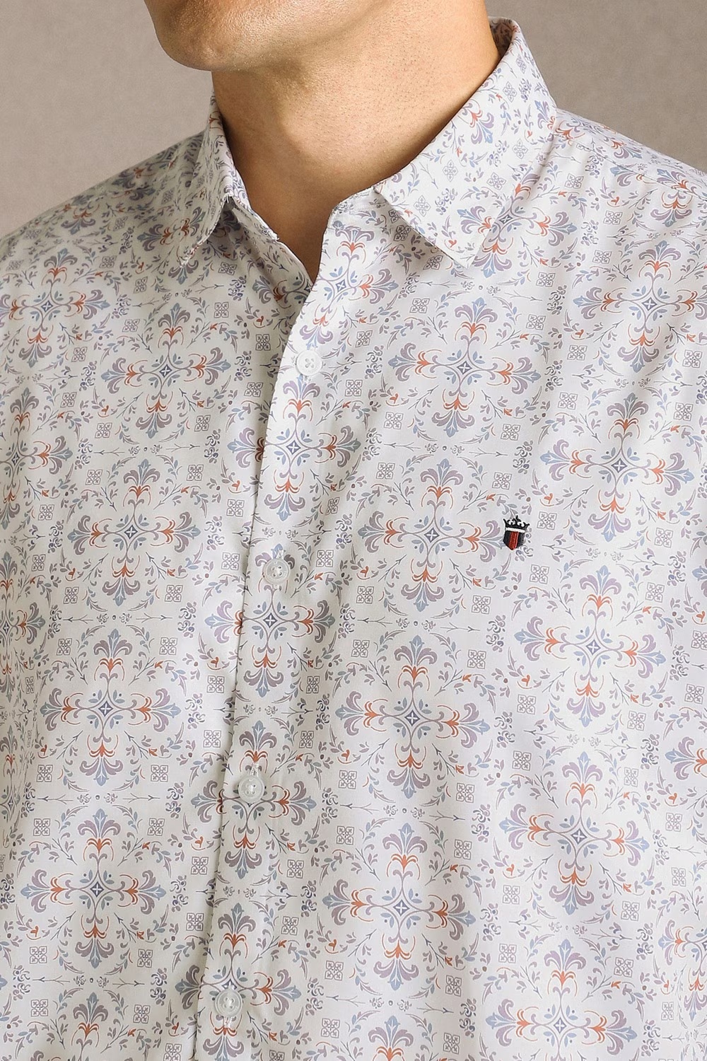 43343-men-white-print-half-sleeves-casual-shirt-white-1.jpg