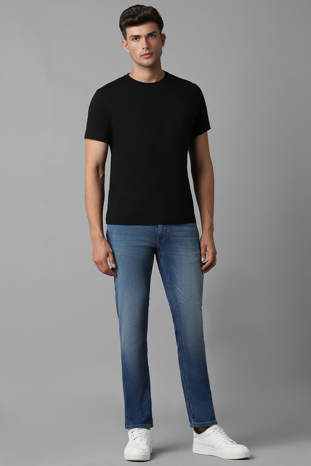 43462-men-navy-mid-slim-fit-jeans-navy-1.jpg