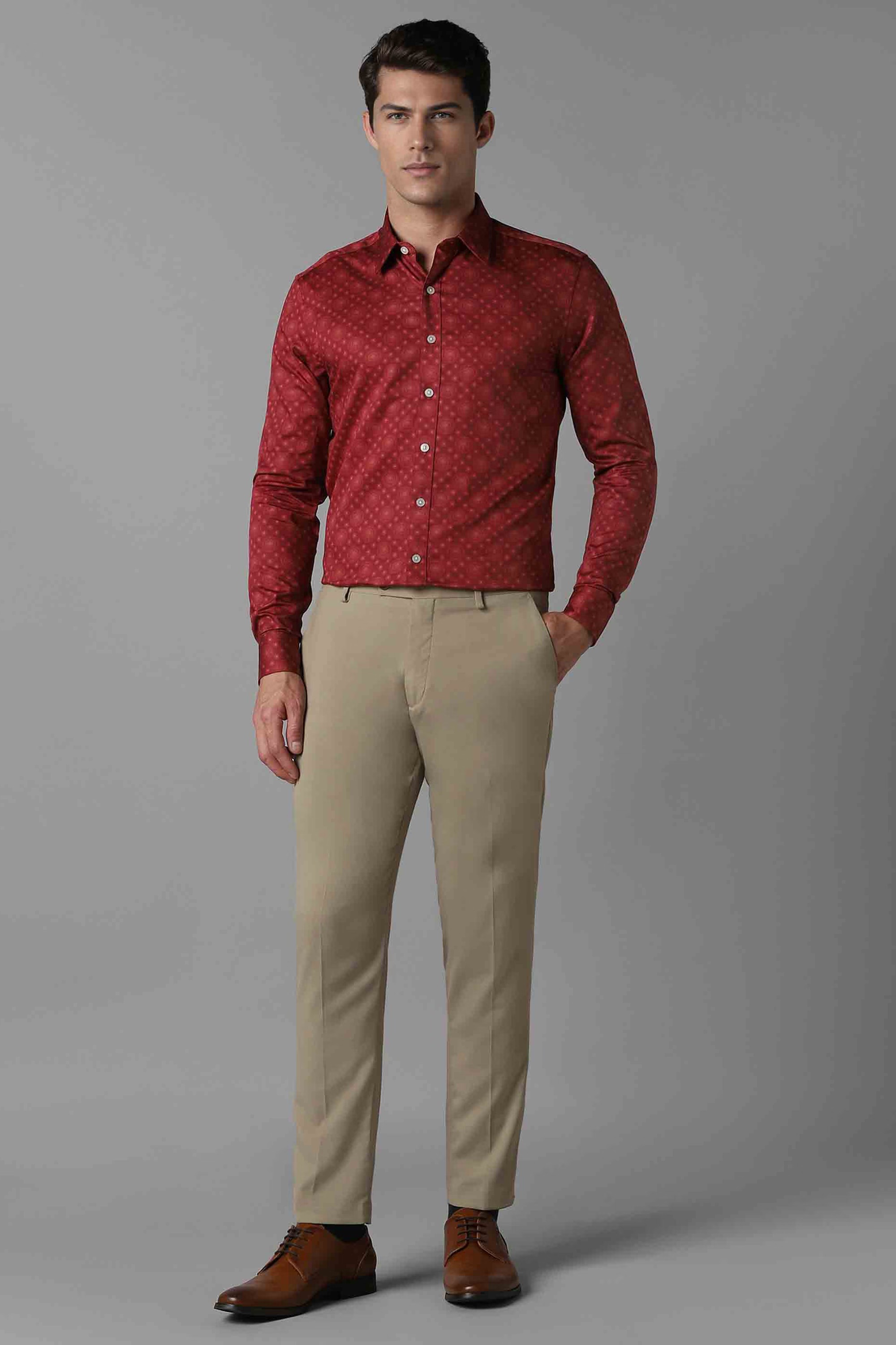 43835-men-maroon-slim-fit-print-full-sleeves-formal-shirt-maroon-1.webp