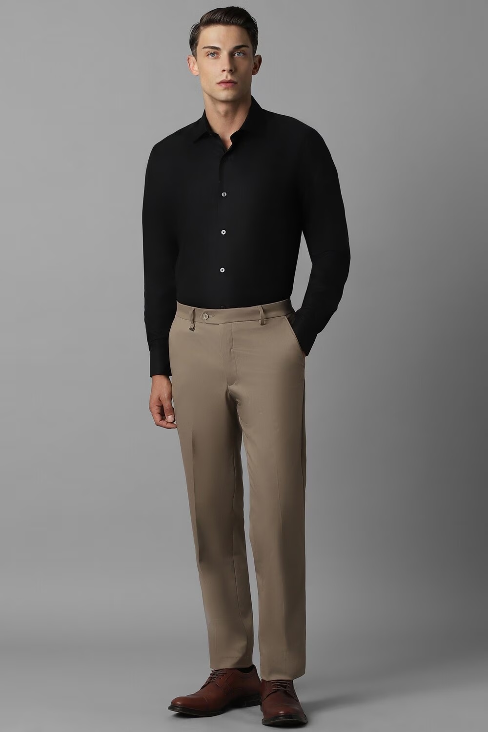 44035-men-black-classic-fit-solid-full-sleeves-formal-shirt-black-1.jpg