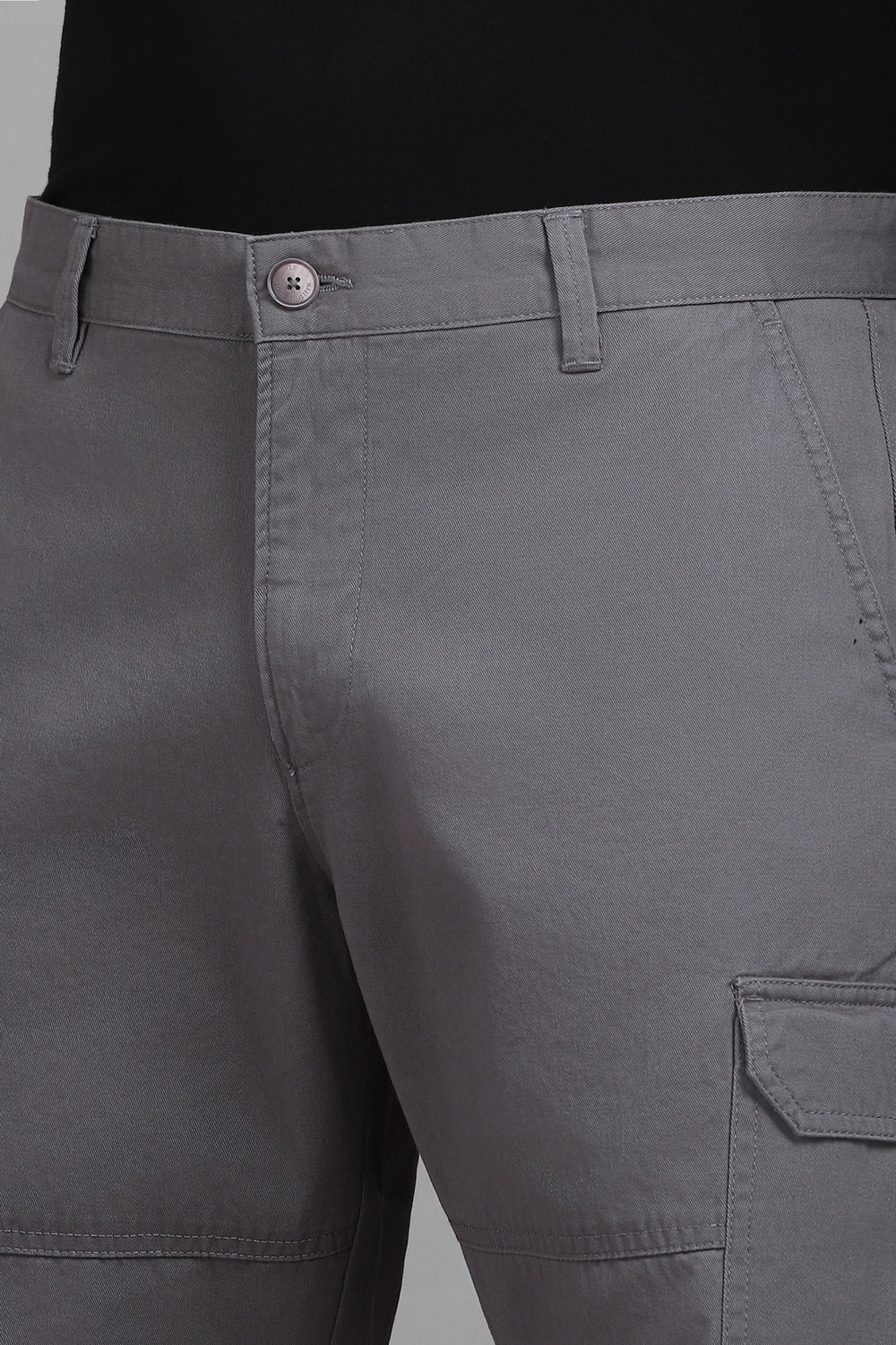 44169-men-grey-solid-slim-fit-shorts-grey-1.jpg
