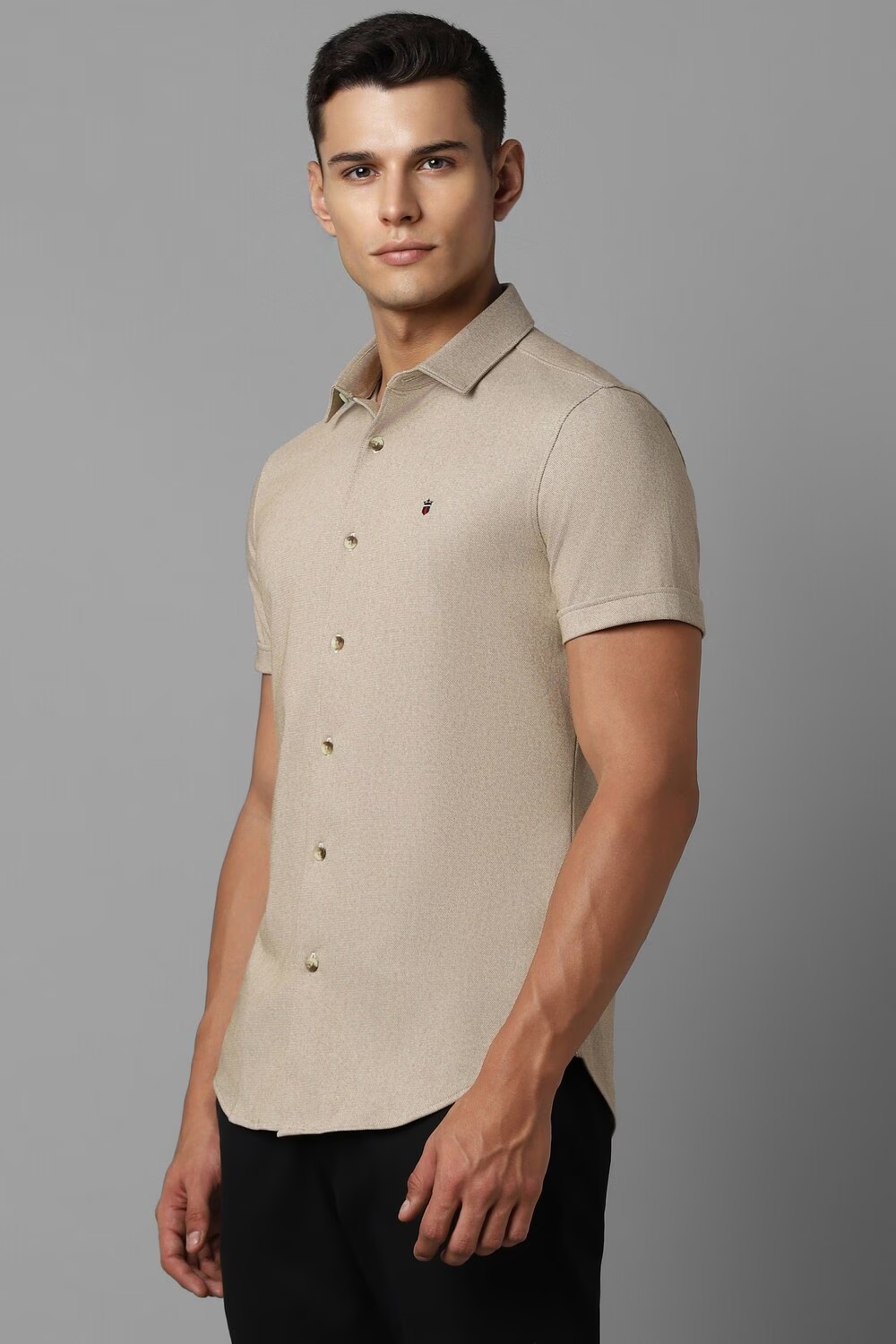 44402-men-beige-super-slim-fit-print-half-sleeves-casual-shirt-beige-1.jpg