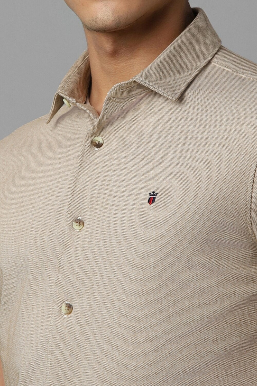 44402-men-beige-super-slim-fit-print-half-sleeves-casual-shirt-beige-1.jpg