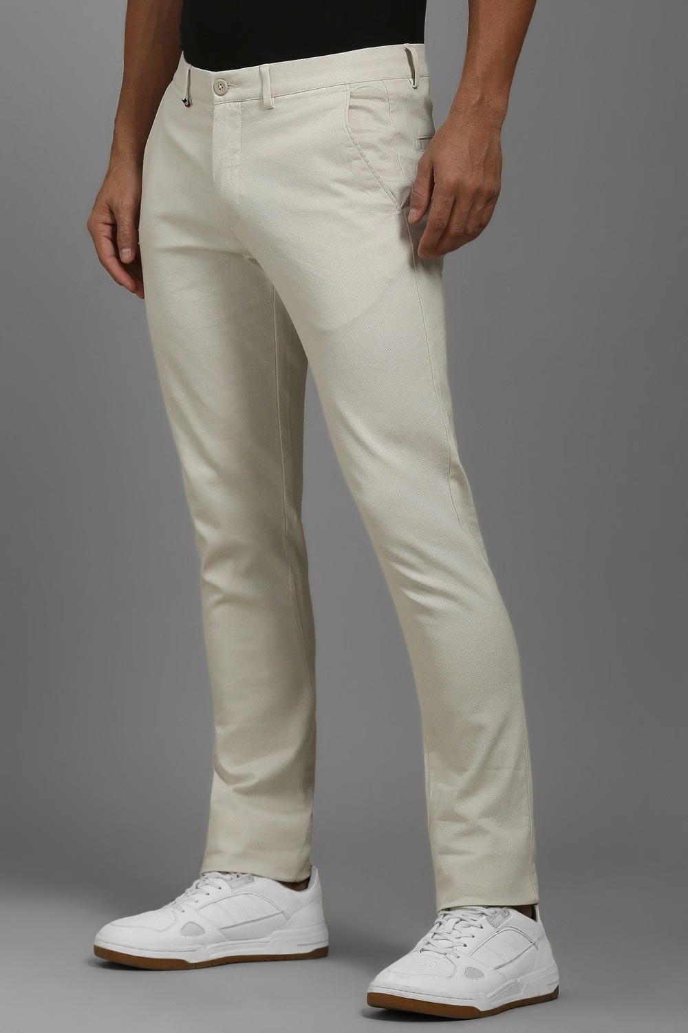 44589-men-white-super-slim-fit-textured-flat-front-casual-trousers-white-1.jpg