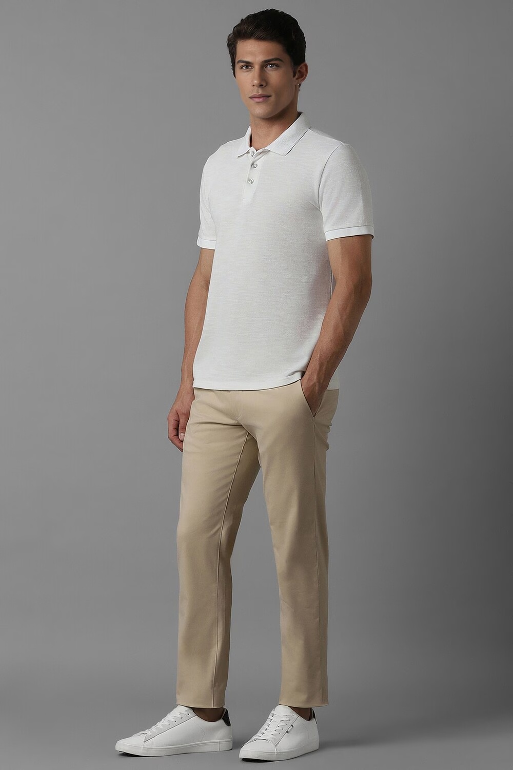 Men Beige Slim Fit Solid Flat Front Casual Trousers-Beige