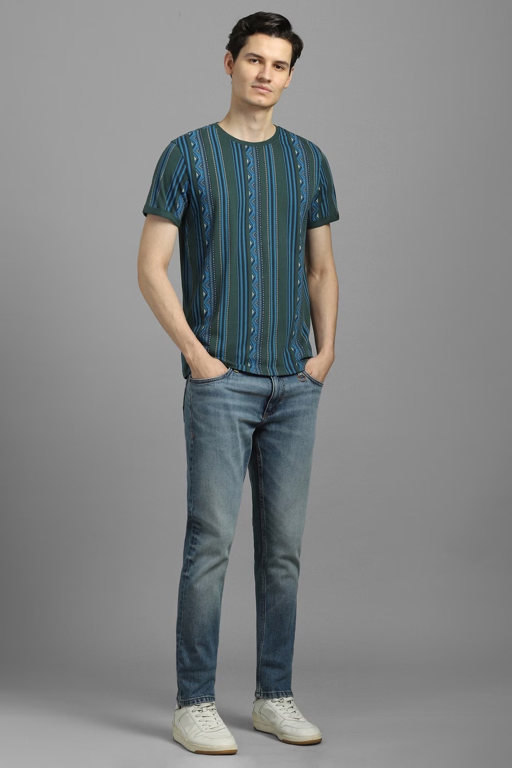 44774-men-green-stripe-crew-neck-t-shirt-green-1.jpg