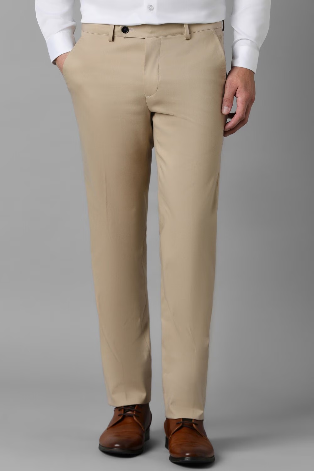 Men Khaki Slim Fit Solid Flat Front Formal Trousers-Khaki