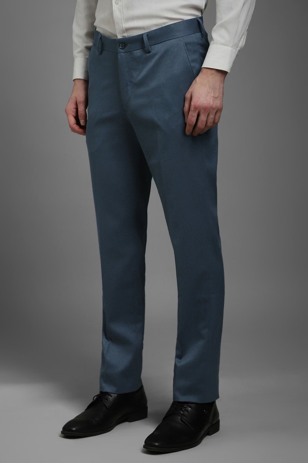 45100-men-blue-slim-fit-solid-flat-front-formal-trousers-blue-1.jpg
