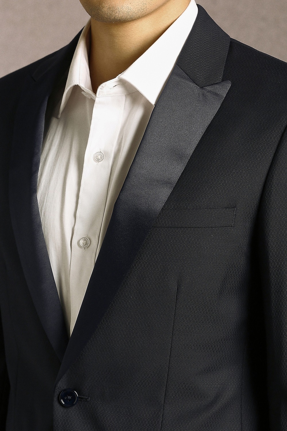 45106-men-black-textured-formal-two-piece-suit-black-1.jpg
