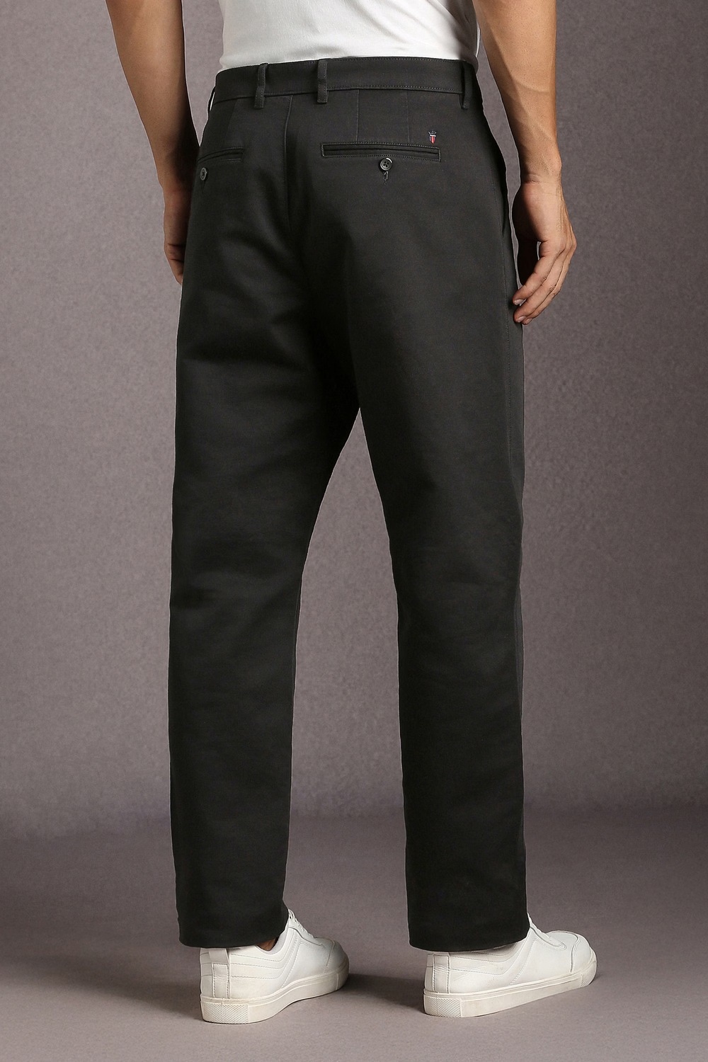 45313-men-black-solid-flat-front-casual-trousers-black-1.jpg