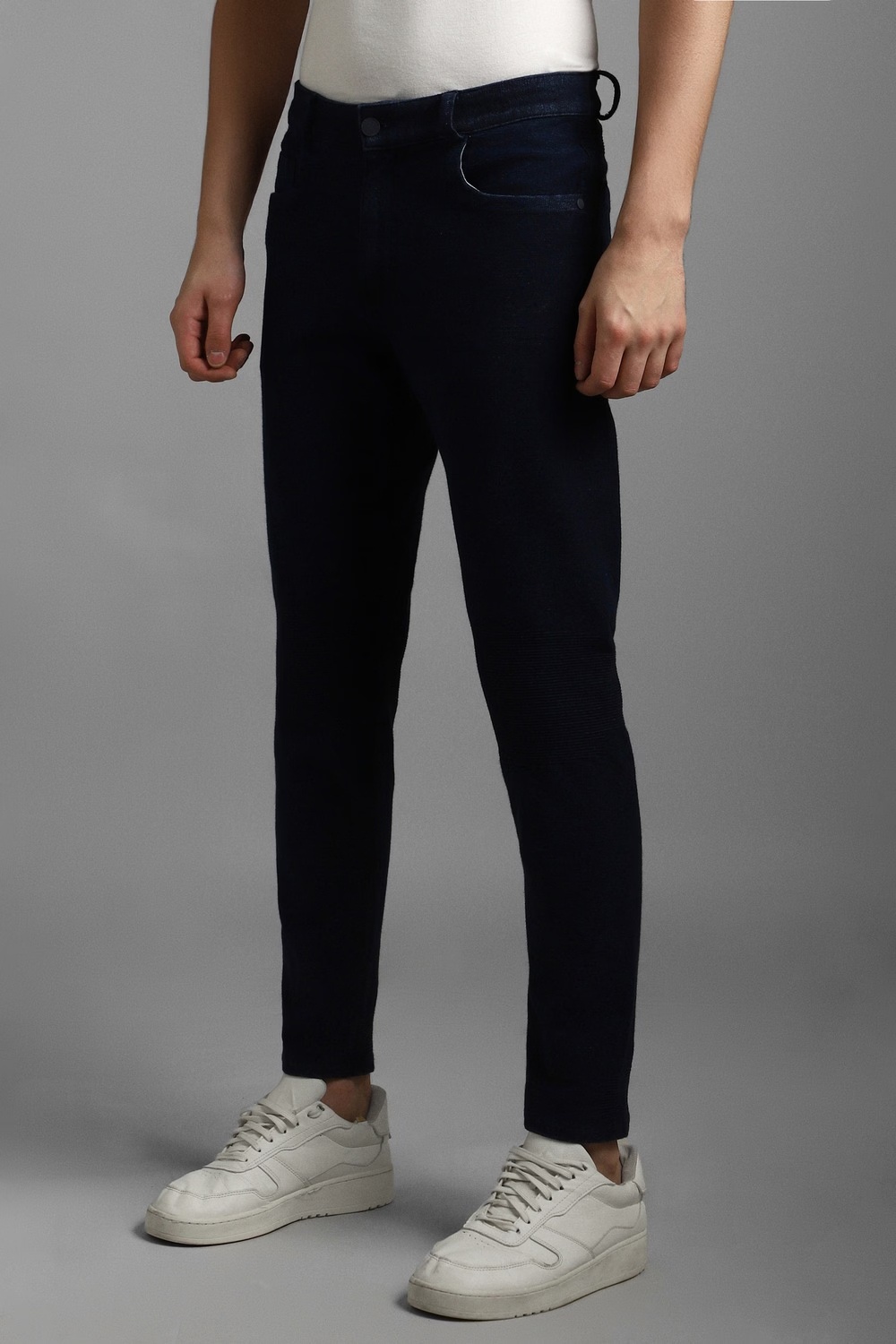 45897-men-navy-dark-slim-fit-jeans-navy-1.jpg