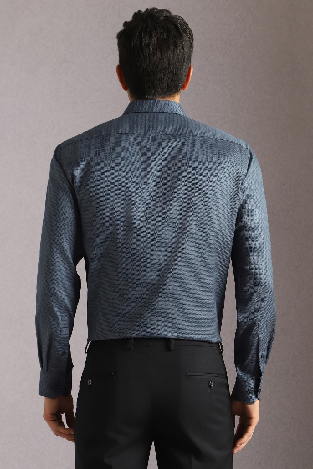 46221-men-grey-textured-full-sleeves-formal-shirt-grey-1.jpg