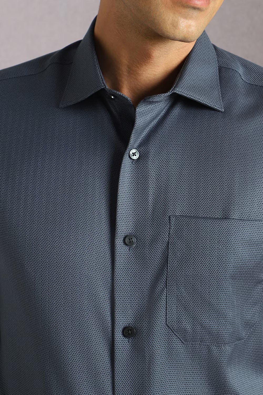 46221-men-grey-textured-full-sleeves-formal-shirt-grey-1.jpg