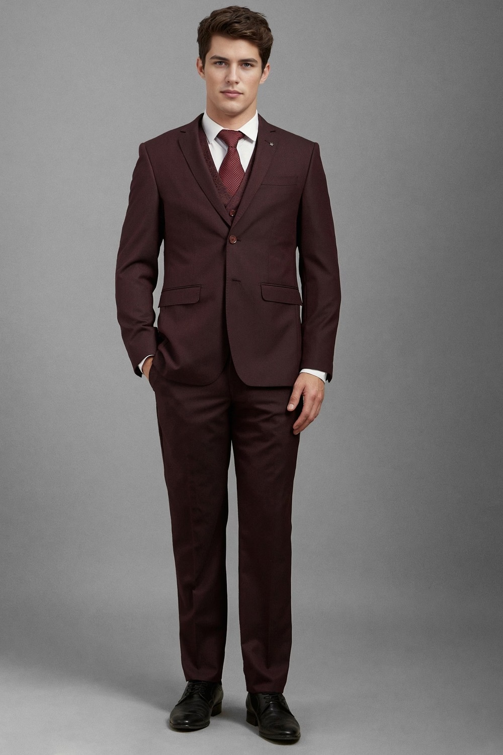 Men Maroon Slim Fit Textured Formal Three Piece Suit-Maroon