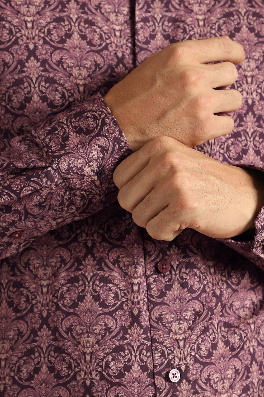 46605-men-maroon-print-full-sleeves-formal-shirt-maroon-1.jpg