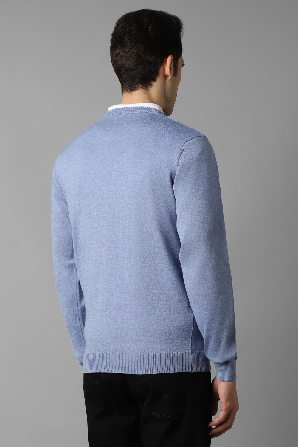 46675-men-blue-solid-v-neck-full-sleeves-sweater-blue-1.jpg