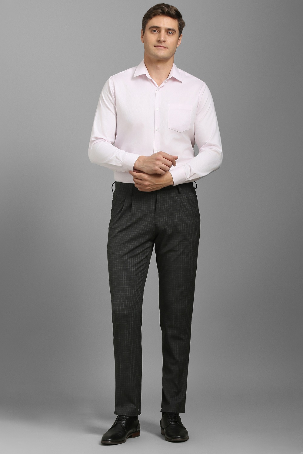 46907-men-grey-check-pleated-formal-trousers-grey-1.jpg