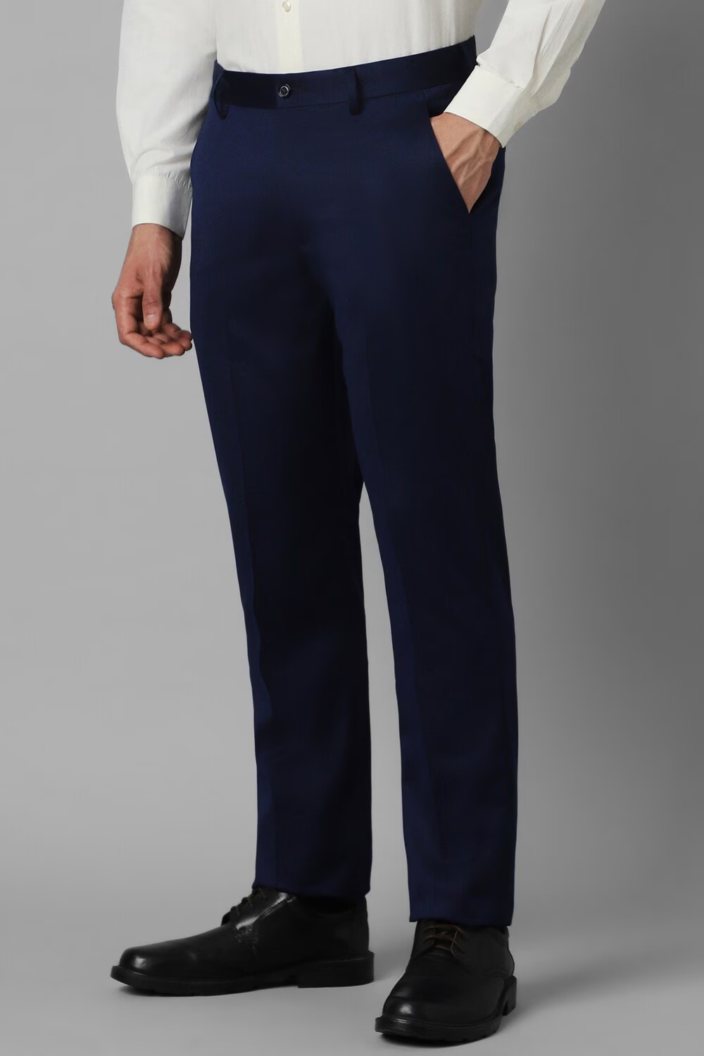 47273-men-navy-slim-fit-solid-flat-front-formal-trousers-navy-1.jpg