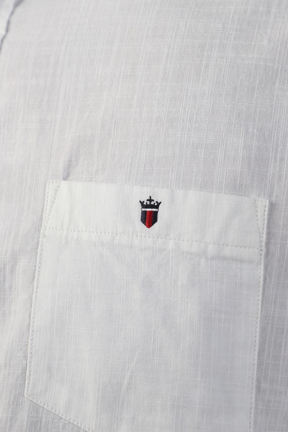 47352-men-white-textured-full-sleeves-casual-shirt-white-1.jpg