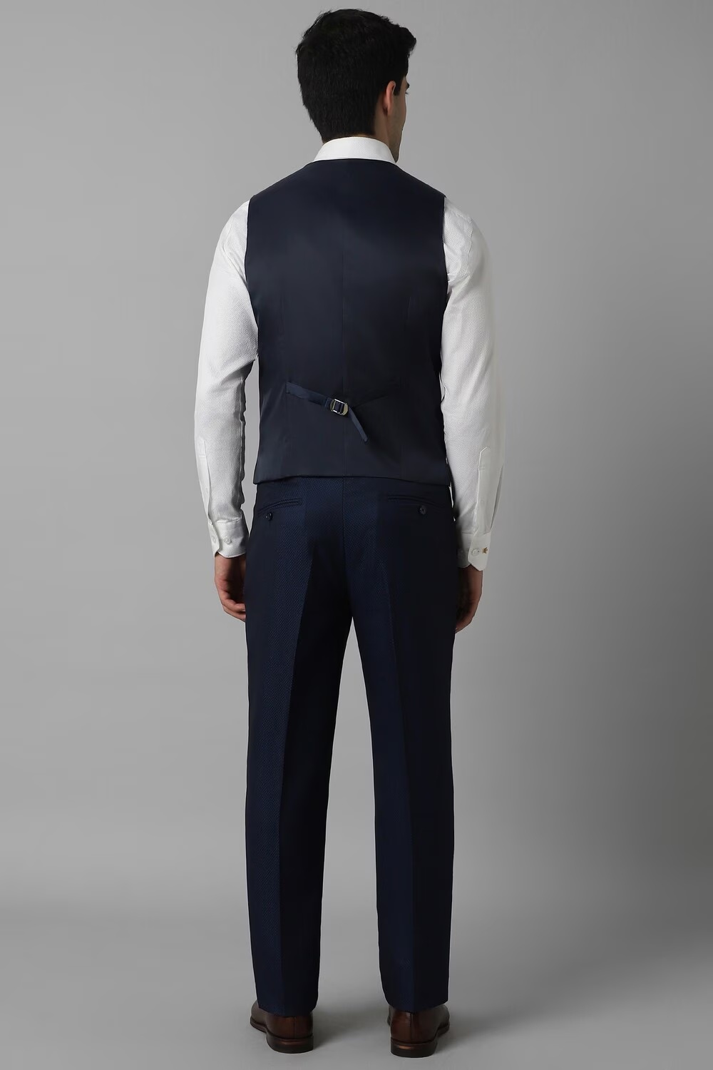 47836-men-navy-slim-fit-check-party-three-piece-suit-navy-1.jpg