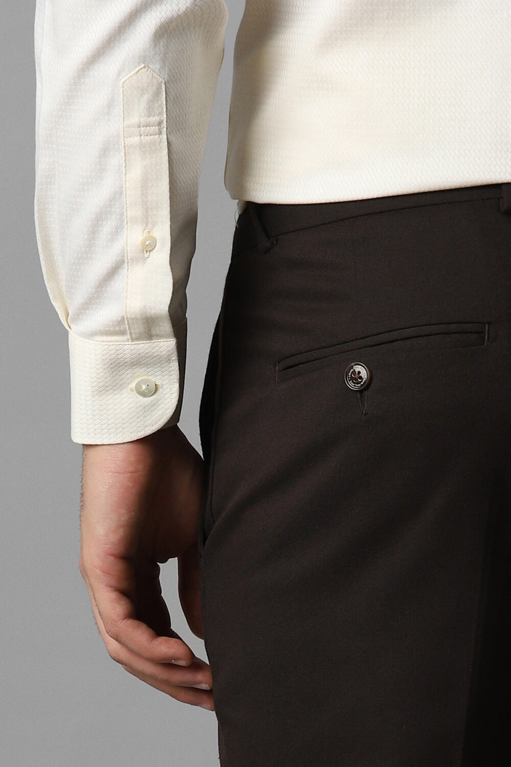 48060-men-cream-classic-fit-textured-full-sleeves-formal-shirt-cream-1.jpg