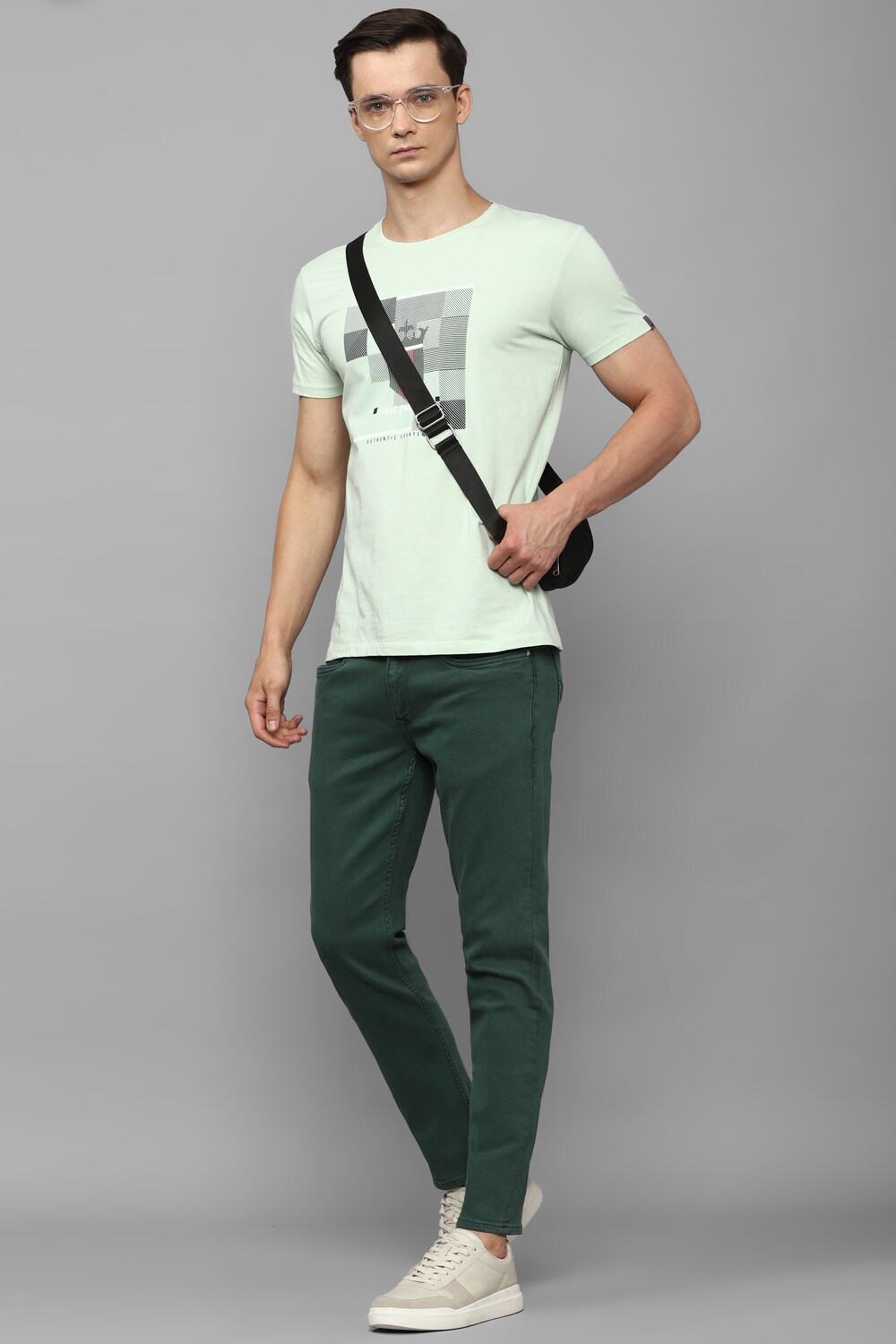 48282-men-green-dark-smart-fit-jeans-green-1.jpg