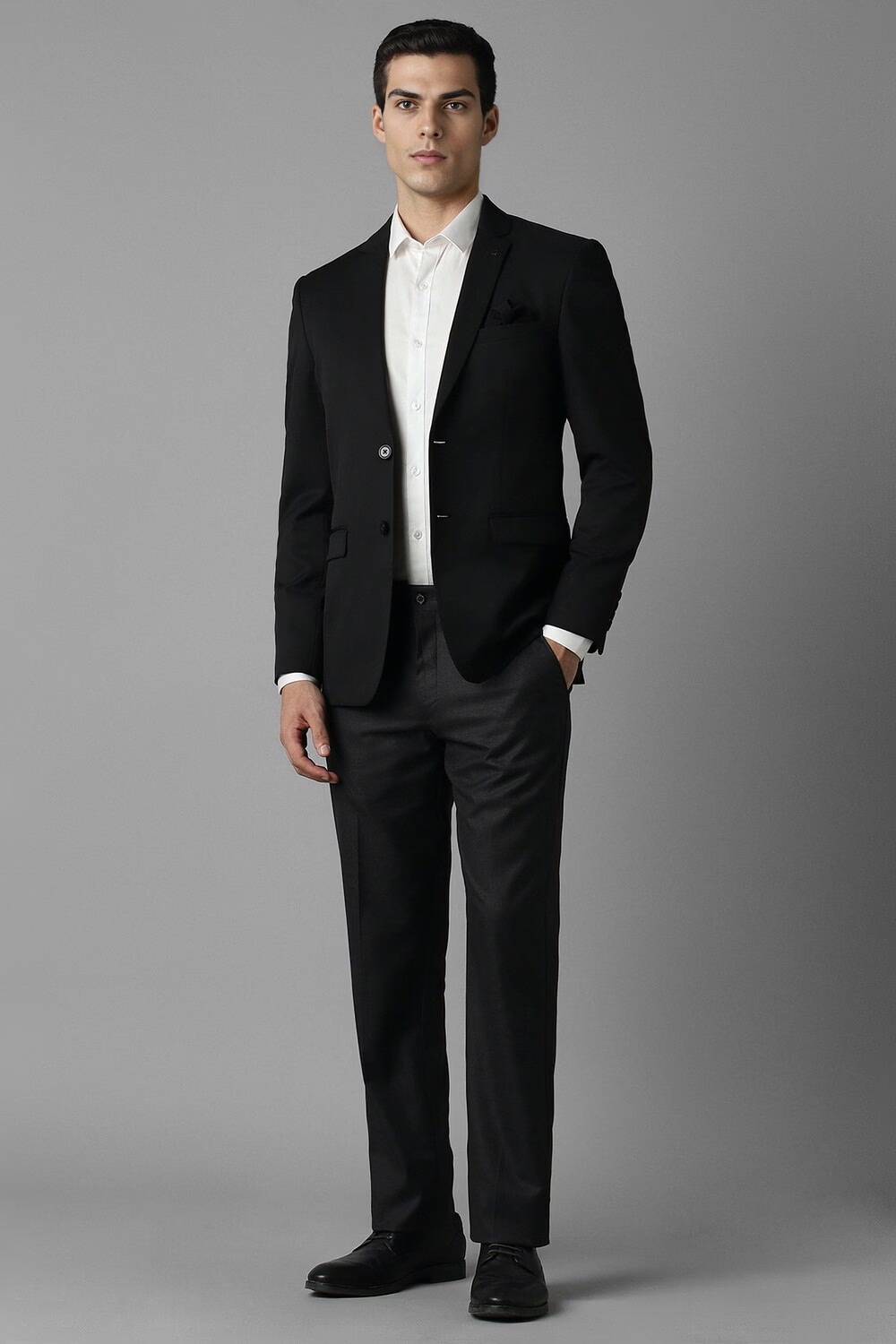 Men Black Slim Fit Solid Formal Blazer-Black