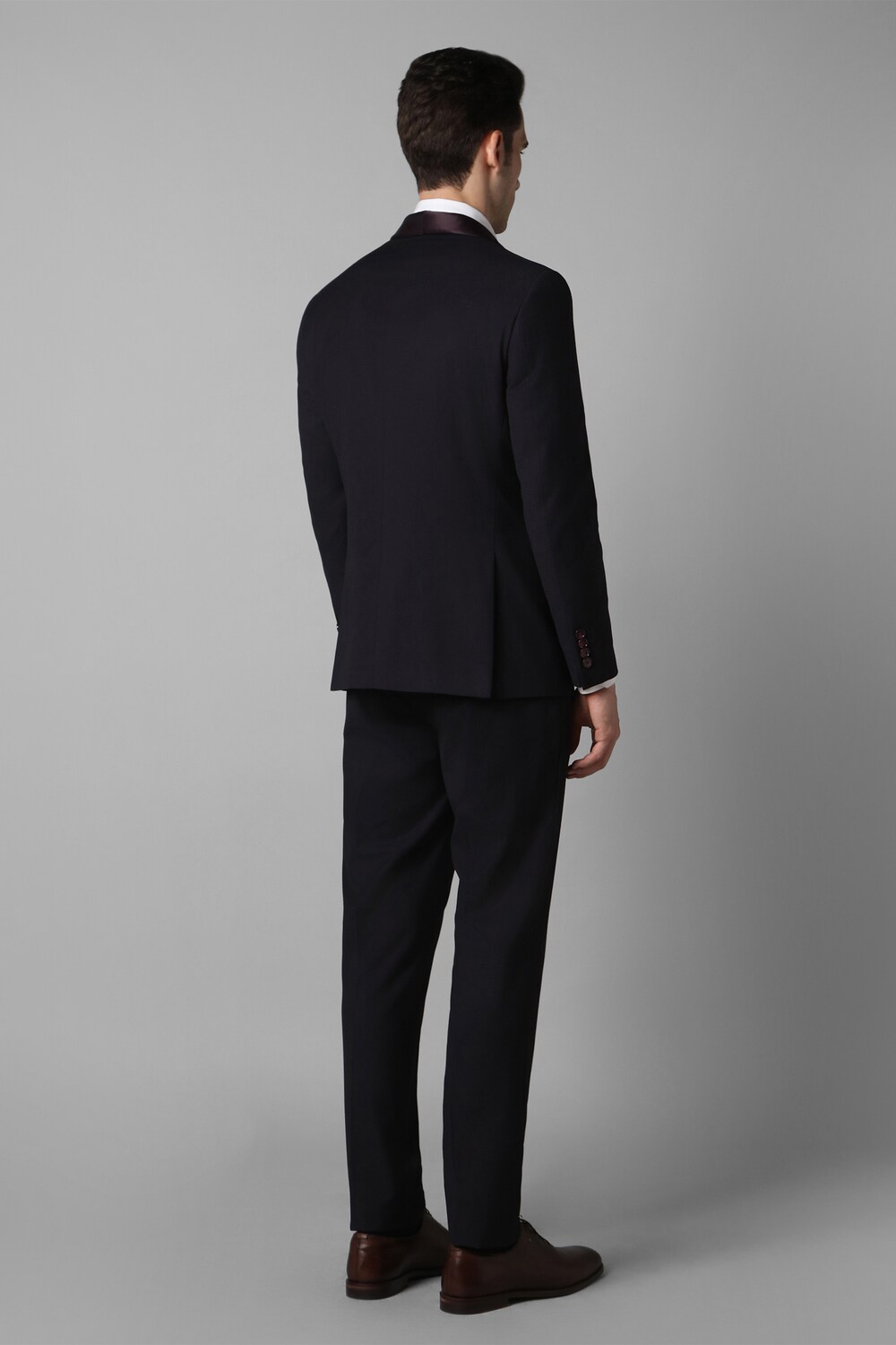 4903-men-black-slim-fit-textured-party-three-piece-suit-black-1.jpg