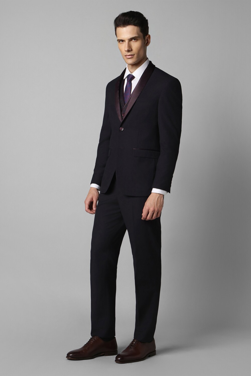 4903-men-black-slim-fit-textured-party-three-piece-suit-black-1.jpg