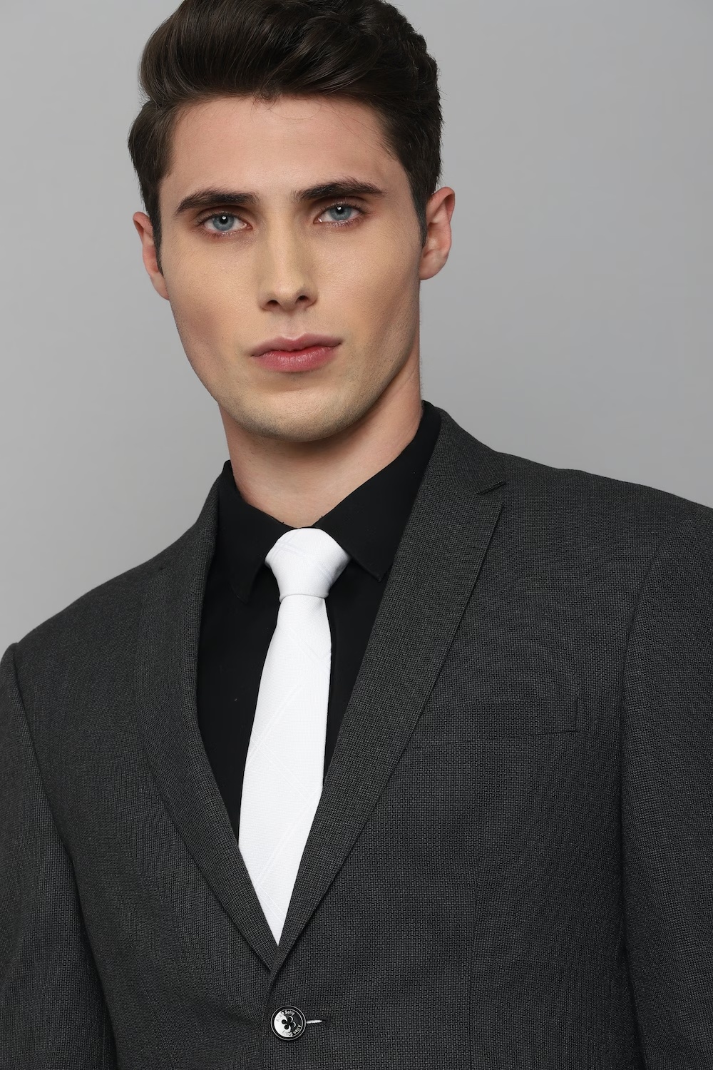49080-men-grey-solid-tie-grey-1.webp