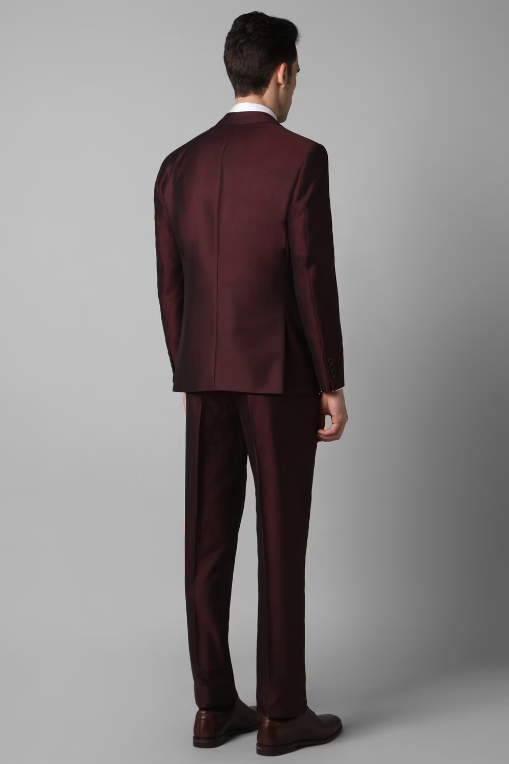 4913-men-maroon-slim-fit-solid-formal-three-piece-suit-maroon-1.jpg