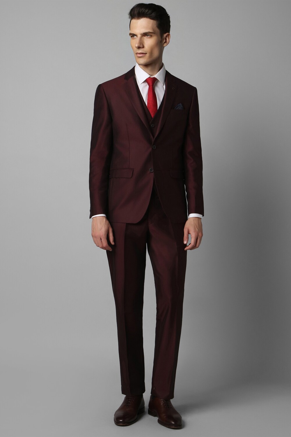 4913-men-maroon-slim-fit-solid-formal-three-piece-suit-maroon-1.jpg