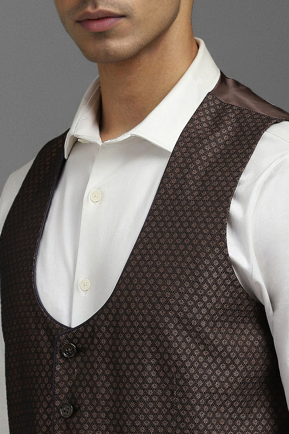 4923-men-navy-slim-fit-textured-formal-three-piece-suit-navy-1.jpg