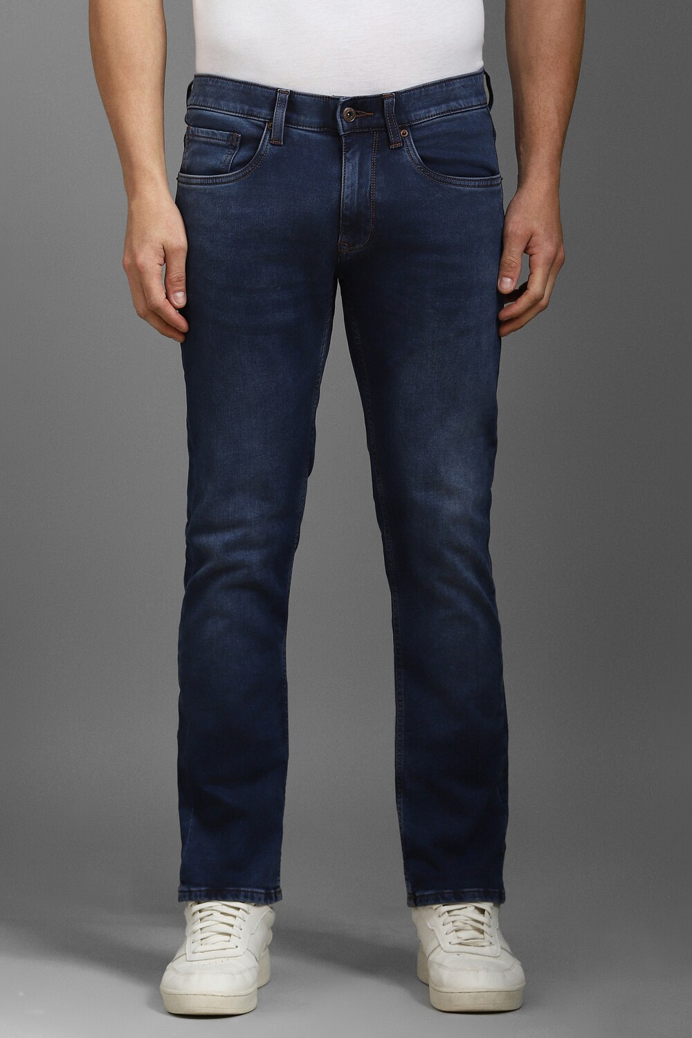 Men Navy Light Slim Fit Jeans-Navy