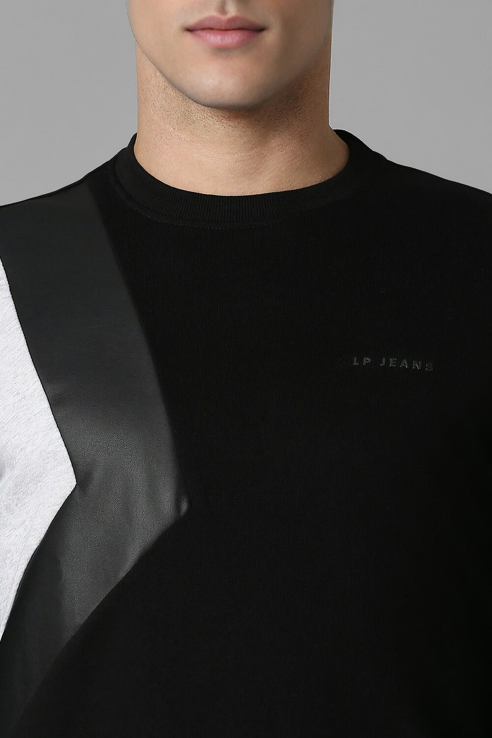 49449-men-casual-black-print-sweatshirt-black-1.jpg