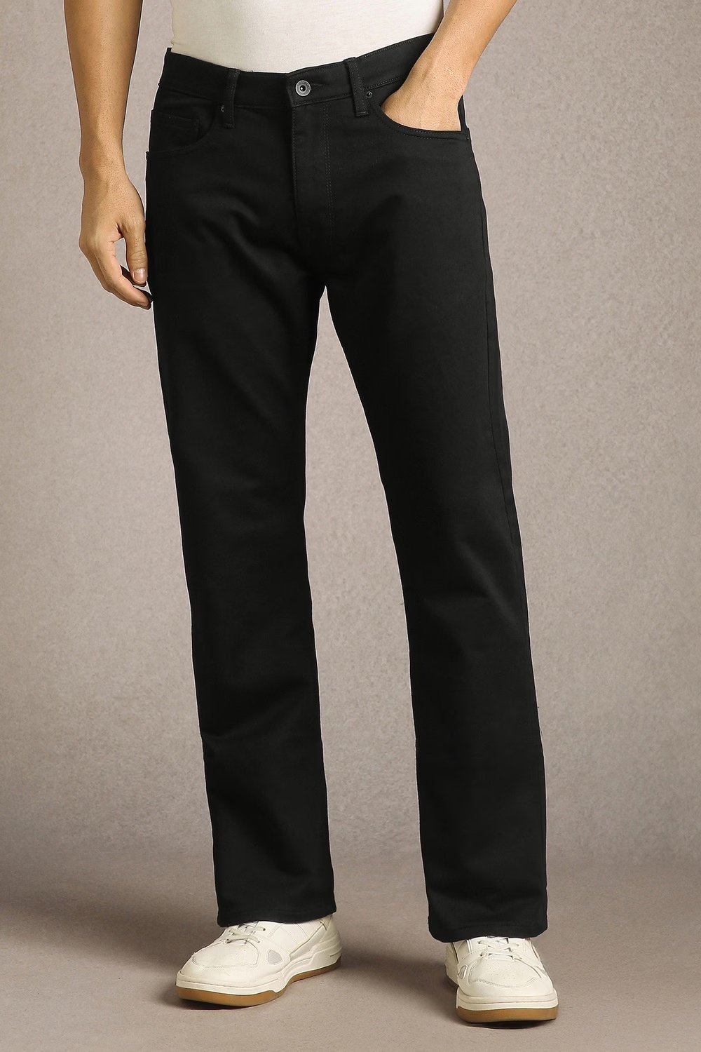 49922-men-black-dark-slim-fit-jeans-black-1.jpg