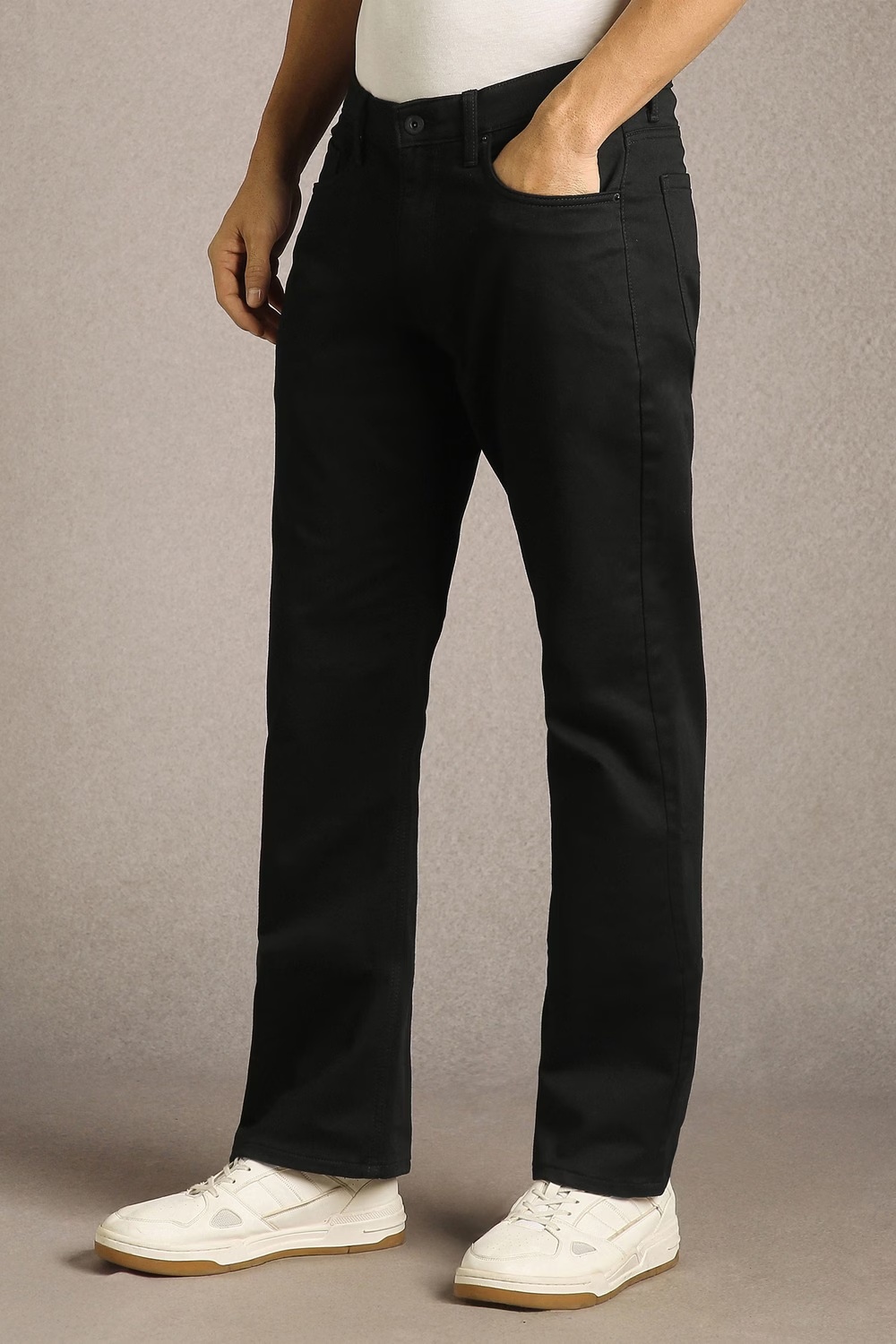 49922-men-black-dark-slim-fit-jeans-black-1.jpg
