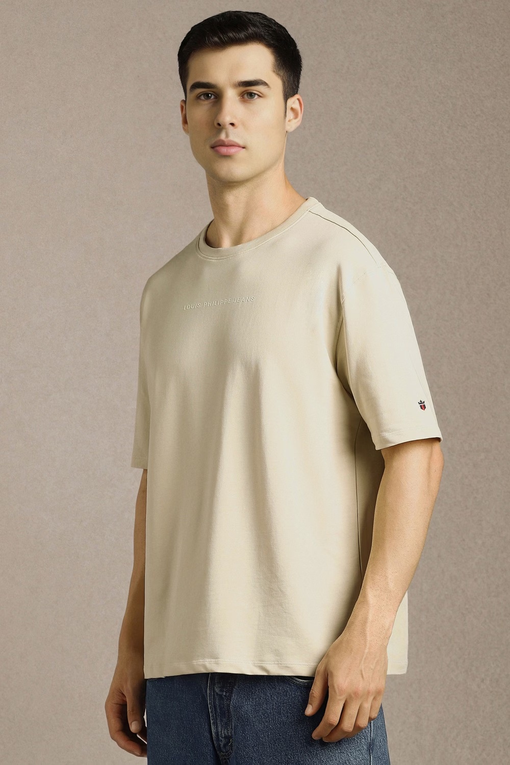 49965-men-beige-solid-crew-neck-t-shirt-beige-1.jpg